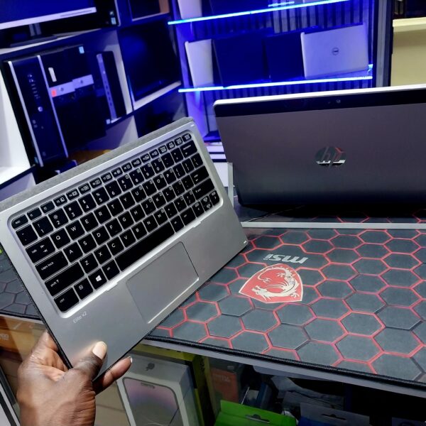 HP Elite x2 (Core i5 / 8 GB RAM / 256 GB SSD),